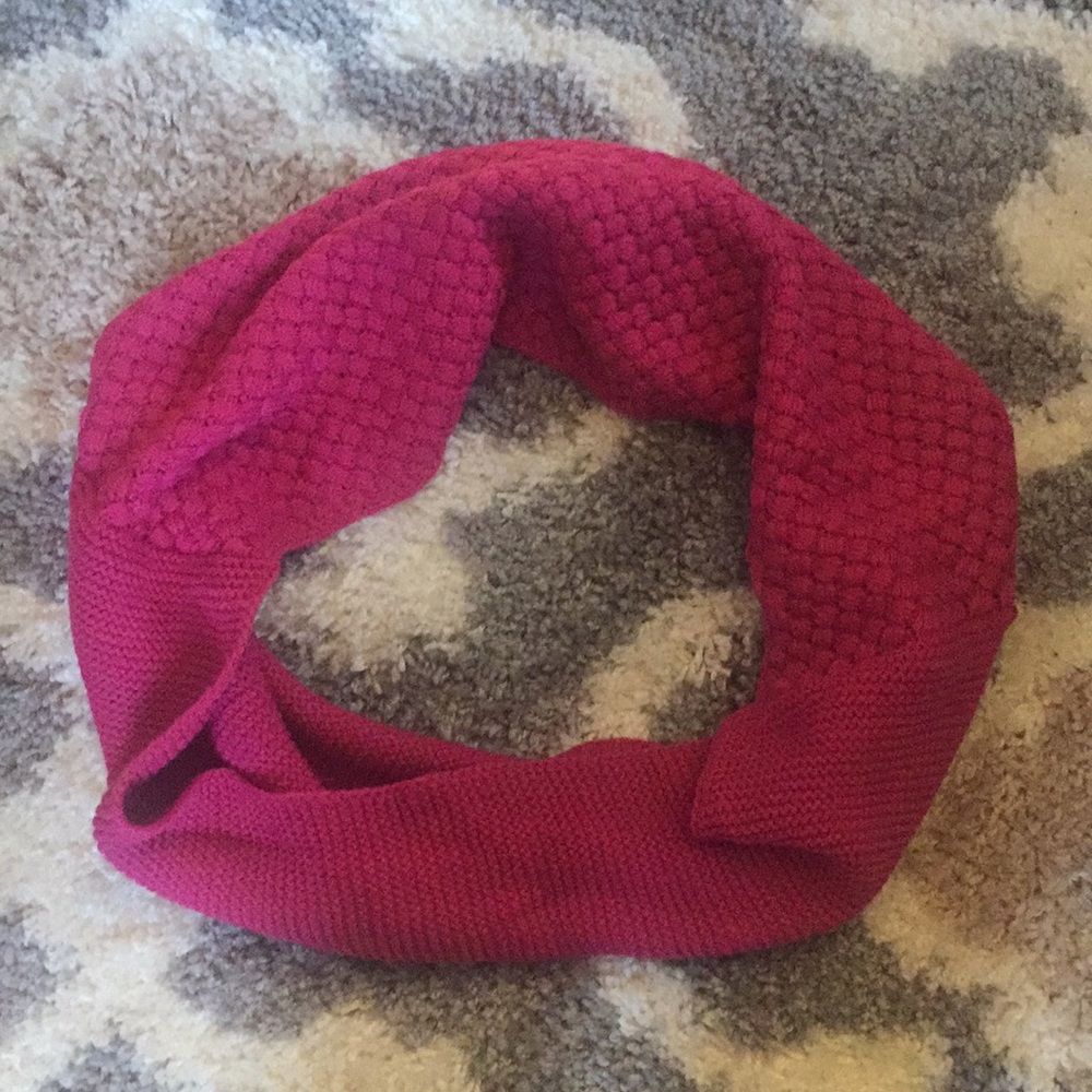 Infinity scarf - Picture 2 of 2